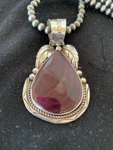 Navajo Purple Spiny Oyster Pendant | Sterling Silver | Authentic Native American Handmade | 804