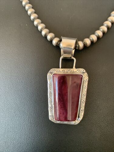 Navajo Pearls Purple Spiny Oyster Pendant Necklace | Sterling Silver | Authentic Native American Handmade | 10947