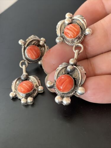 Navajo Red Spiny Oyster Dangle Earrings | Sterling Silver | Authentic Native American Handmade | 2060