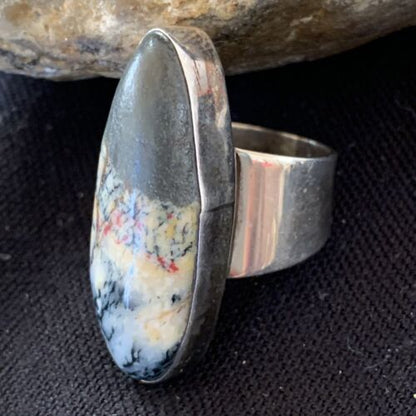 Southwestern Navajo Cinnabrite Ring | White Black | Sterling Silver | Sz 7.5 | 1557