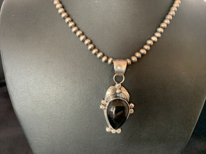 Native American Men's Navajo Pearls Necklace Pendant | Sterling Silver Black Onyx | 13099
