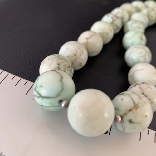 Native American Women's Navajo Green Jade Bead Necklace | Sterling Silver | 16mm | 18" | 13264