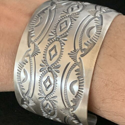 Navajo Stamped Cuff Bracelet | Sterling Silver | Authentic Native American Handmade | 14124