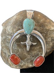 Navajo Pearls Necklace with Royston Turquoise & Coral Naja Pendant | Sterling Silver | 01428