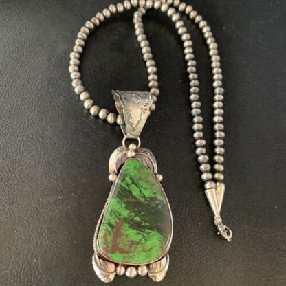 Native American Green Gaspeite Pendant Necklace | Sterling Silver | 13996
