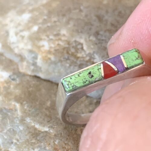 Southwestern Navajo Green Gaspeite Sugilite Red Coral Inlay Ring | Sz 6 | 10989