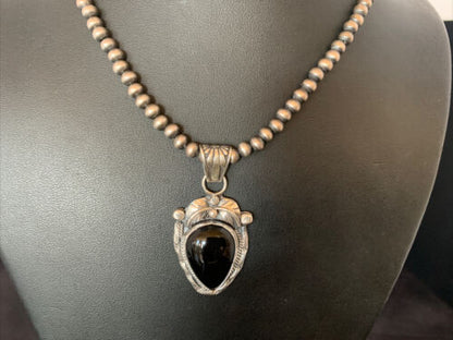 Native American Men's Navajo Pearls Necklace Pendant | Sterling Silver Black Onyx | 13097