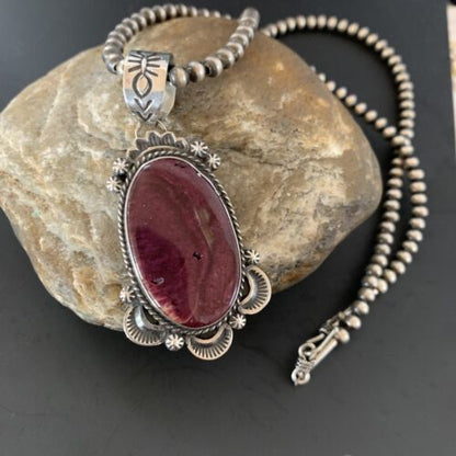 Navajo Purple Spiny Oyster Pendant Necklace | Sterling Silver | Authentic Native American Handmade | 11303