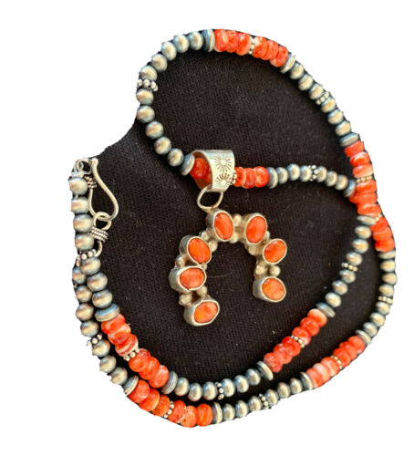 Navajo Red Spiny Oyster Naja Pendant Necklace | Sterling Silver | Authentic Native American Handmade | 1138