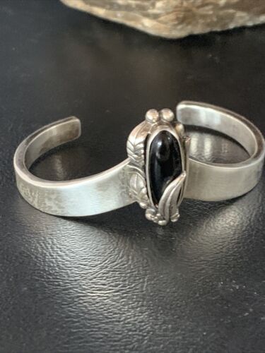 Navajo Black Onyx Cuff Bracelet | Sterling Silver | Authentic Native American Handmade | 13561