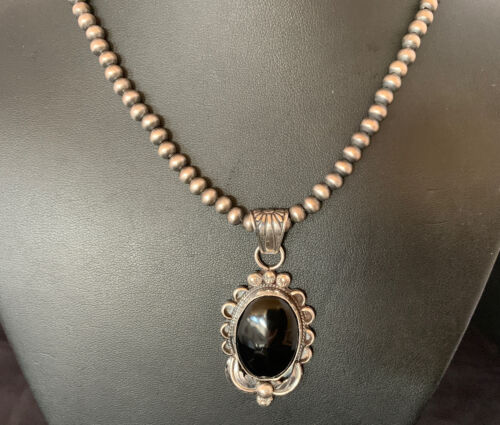 Native American Men's Navajo Pearls Necklace Pendant | Sterling Silver Black Onyx | 13093
