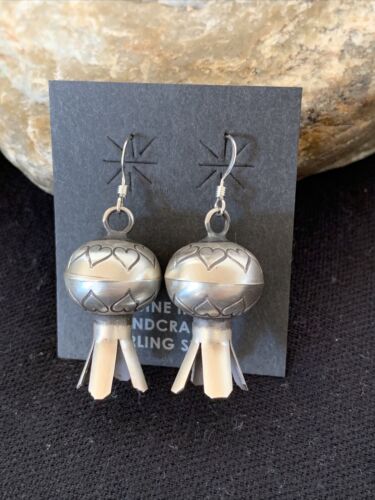 Native American Navajo Pearls Naja Earrings | Sterling Silver | 1" | 01044