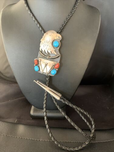 Navajo Eagle Head Bolo Tie | Men's Blue Kingman Turquoise Coral | Sterling Silver | 13670 - Masha USA