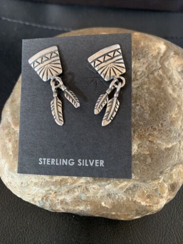 Old Pawn Women's Southwestern Stud Earrings | Sterling Silver Rug Design | 1" | 13041