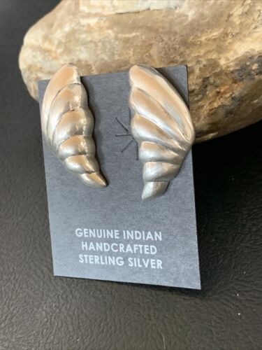 Old Pawn Women's Southwestern Sterling Silver Oval Stud Earrings | 1" | 13002