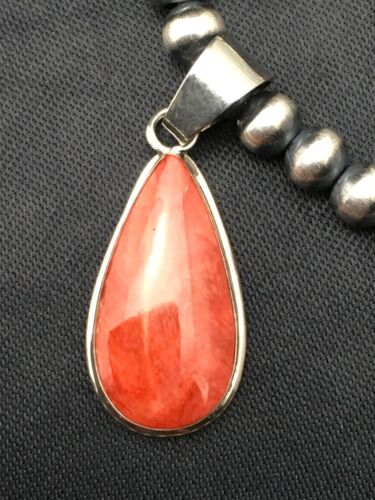 Navajo Red Spiny Oyster Pendant Necklace | Sterling Silver | Authentic Native American Handmade | 4414