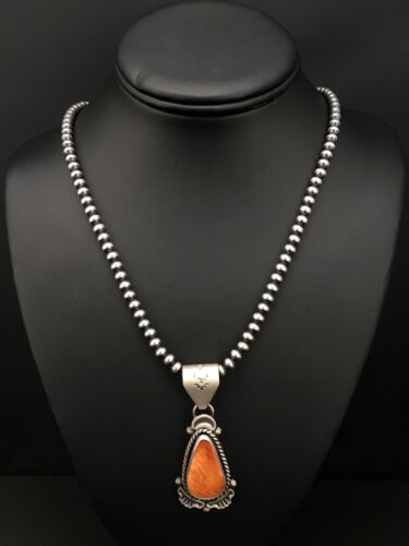 Navajo Orange Spiny Oyster Pendant Necklace | Sterling Silver | Native American Handmade | 4919