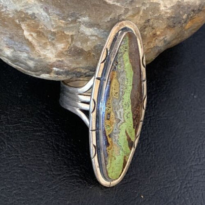 Navajo Green Gaspeite Ring | Sterling Silver | Sz 11 | Authentic Native American Handmade | 13859