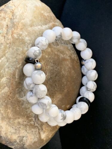 Navajo Memory Wire Bracelet | Stainless Steel | Howlite & Onyx Beads | Sterling Silver | 01956