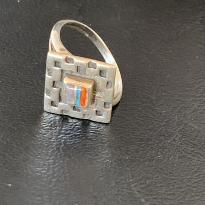 Native American Women's Navajo Sugilite Spiny Oyster Inlay Ring | Sz 8 | 13129 - Masha USA