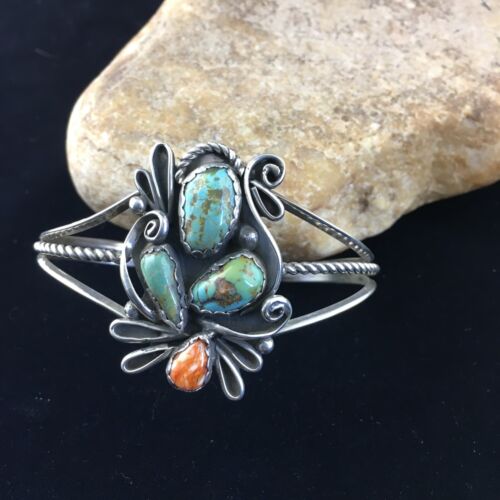 Navajo Native American Bracelet | Sterling Silver | Spiny Oyster Green Turquoise | 10113