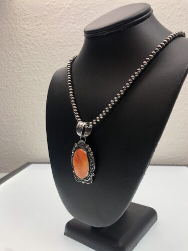 Navajo Pearls Orange Spiny Oyster Pendant Necklace | Sterling Silver | Authentic Native American Handmade | 13750