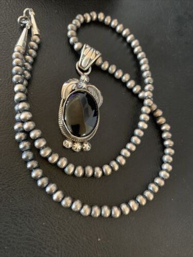 Native American Men's Navajo Pearls Necklace | Sterling Silver Black Onyx Pendant | 13090