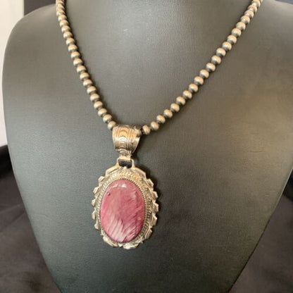 Navajo Pearls Purple Spiny Oyster Pendant Necklace | Sterling Silver | Authentic Native American Handmade | 10701