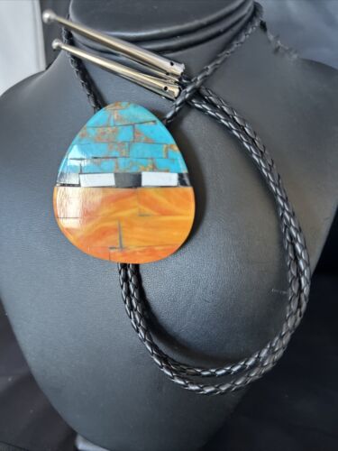 Men's Santo Domingo Bolo Tie | Turquoise Spiny Oyster | Sterling Silver Tips | Native American Handmade | 14632