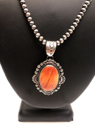 Navajo Pearls Orange Spiny Oyster Pendant Necklace | Sterling Silver | Authentic Native American Handmade | 11296