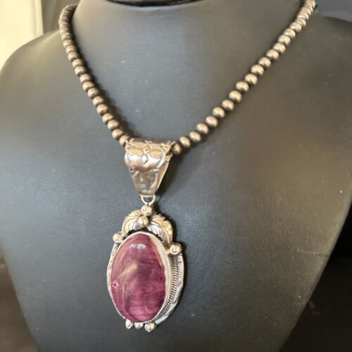 Navajo Purple Spiny Oyster Pendant Necklace | Sterling Silver | Authentic Native American Handmade | 14663