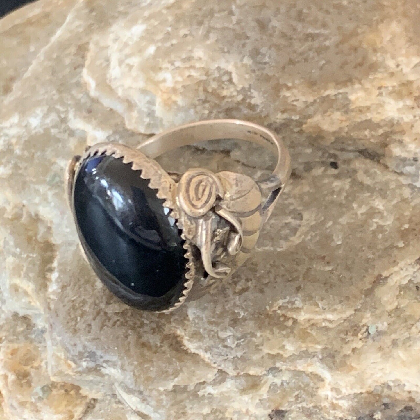 Native American Old Pawn Navajo Black Onyx Ring | Sterling Silver | Sz 9.5 | 11952