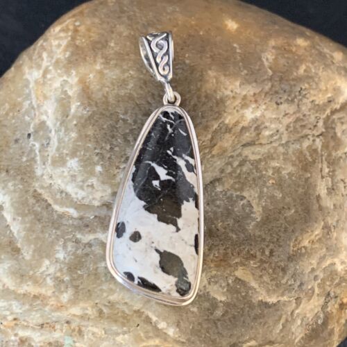 Men's Navajo White Buffalo Turquoise Pendant Necklace | Sterling Silver | Authentic Native American Handmade | 13847