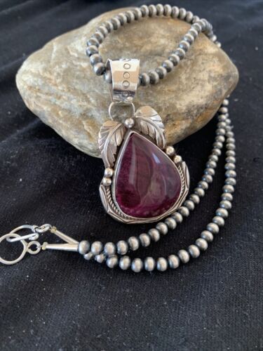 Navajo Purple Spiny Oyster Pendant | Sterling Silver | Authentic Native American Handmade | 804
