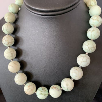 Native American Women's Navajo Green Jade Bead Necklace | Sterling Silver | 16mm | 18" | 13264