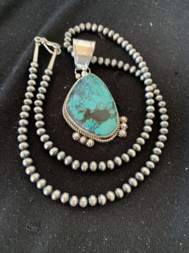 Navajo Pearls Necklace with Spiderweb Turquoise Pendant | Sterling Silver | Authentic Native American Handmade | 00810