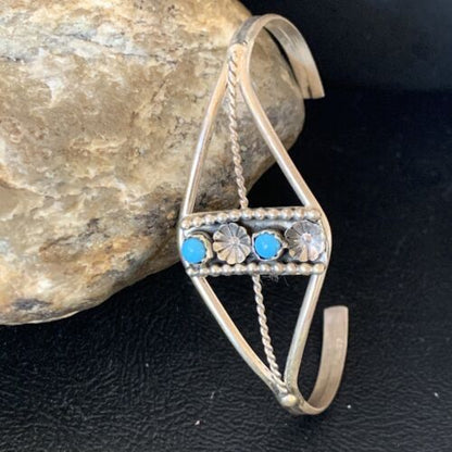 Handmade Women's Sterling Silver Blue Kingman Turquoise Cuff Wire Bracelet | 12879