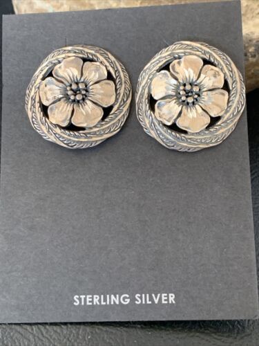 Old Pawn Southwestern Sterling Silver Stud Earrings | Diamond Cut | 1" | 12992