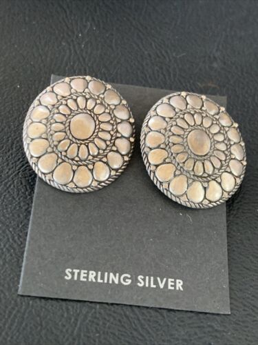 Old Pawn Women's Southwestern Sterling Silver Oval Stud Earrings | 1" | 13000
