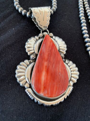 Navajo Spiny Oyster Pendant Necklace | Sterling Silver Pearls | Authentic Native American Handmade | 4628