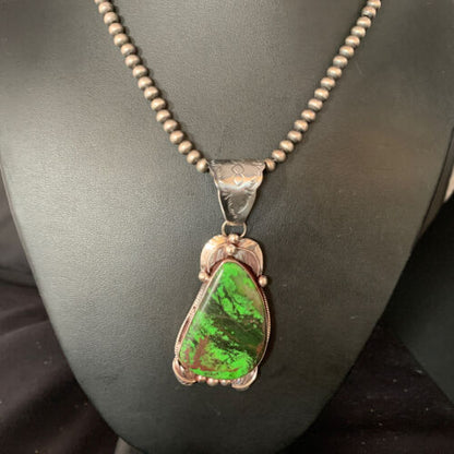 Native American Green Gaspeite Pendant Necklace | Sterling Silver | 13996