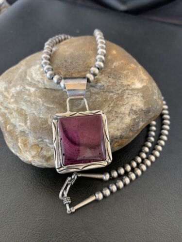 Navajo Pearls Purple Spiny Oyster Pendant Necklace | Sterling Silver | Authentic Native American Handmade | 10949