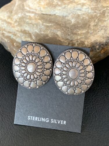 Old Pawn Women's Southwestern Sterling Silver Oval Stud Earrings | 1" | 13000