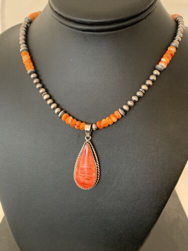Navajo Pearls Sterling Silver Necklace | Spiny Oyster Cluster Naja Pendant | 599