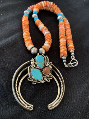 Navajo Turquoise & Spiny Oyster Naja Pendant Necklace | Sterling Silver Navajo Pearls | 1020