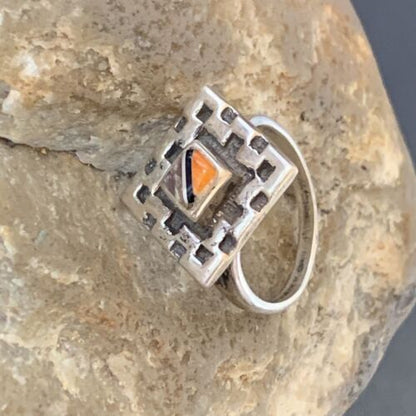 Native American Women's Navajo Sugilite Spiny Oyster Inlay Ring | Sz 6 | 11288 - Masha USA
