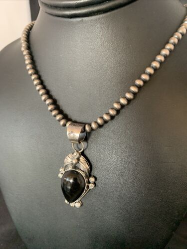 Native American Men's Navajo Pearls Necklace Pendant | Sterling Silver Black Onyx | 13099