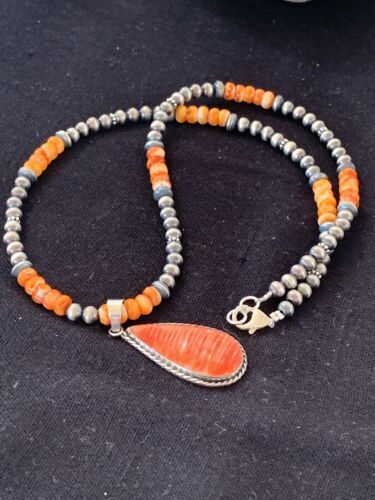Navajo Pearls Sterling Silver Necklace | Spiny Oyster Cluster Naja Pendant | 599