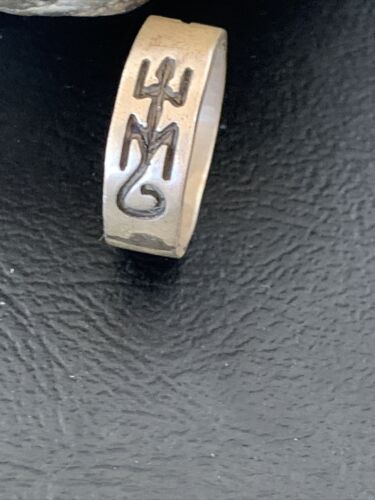 Native American Navajo Stamped Sterling Silver Pueblo Ring | Sz 7 | 11979 - Masha USA