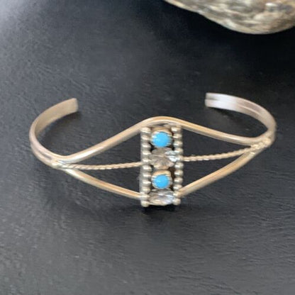 Handmade Women's Sterling Silver Blue Kingman Turquoise Cuff Wire Bracelet | 12879
